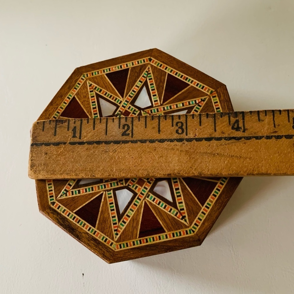 Wooden box - Picture 2 of 8